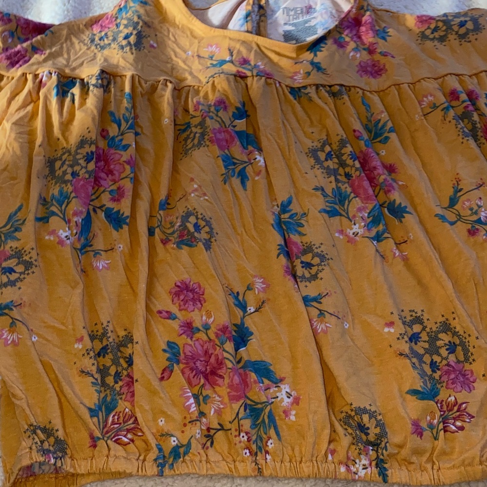 time and true yellow floral oversized top